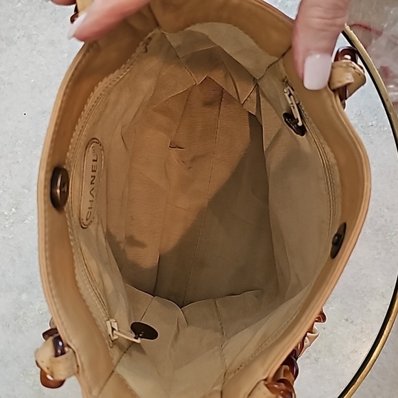 👑AUTHENTIC RARE👑 Vintage CHANEL CC Beige Lambskin Shoulder Tote - Picture 11 of 15